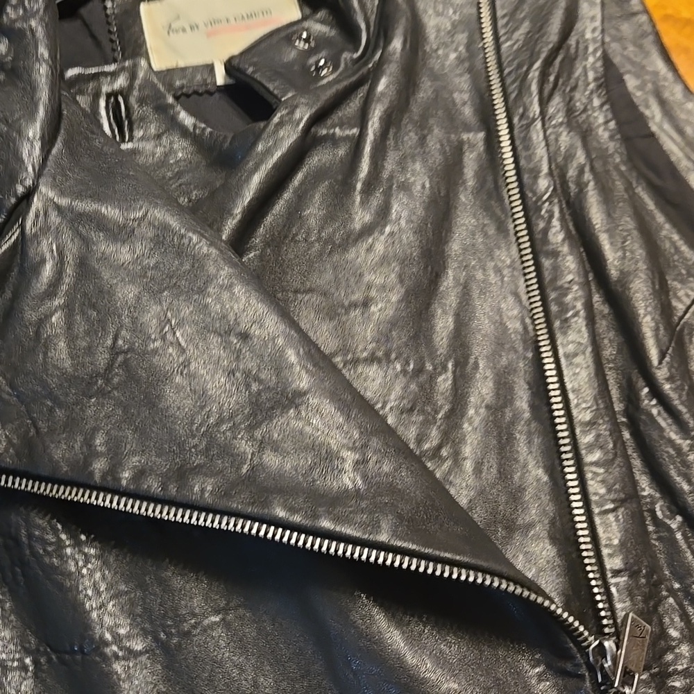 Black Leather Sleeveless Jacket/vest From Nordstrom By Vince Camuto - Picture 3 of 7